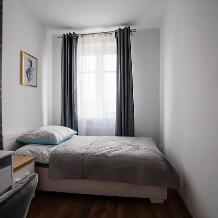 Komfortowy Apartment *